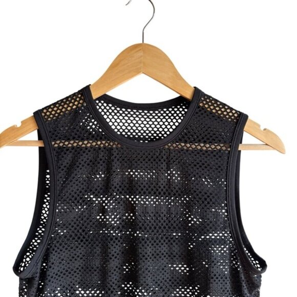 Lululemon Sweat Your Heart Out Tank Size 4 Black Mesh - Picture 3 of 7